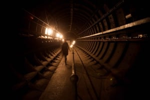 Лондон: экскурсия по скрытой станции метро на Чаринг-Кросс