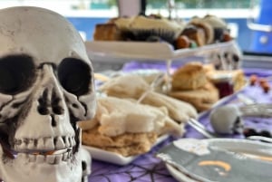 Londen: Halloween Afternoon Tea Bus
