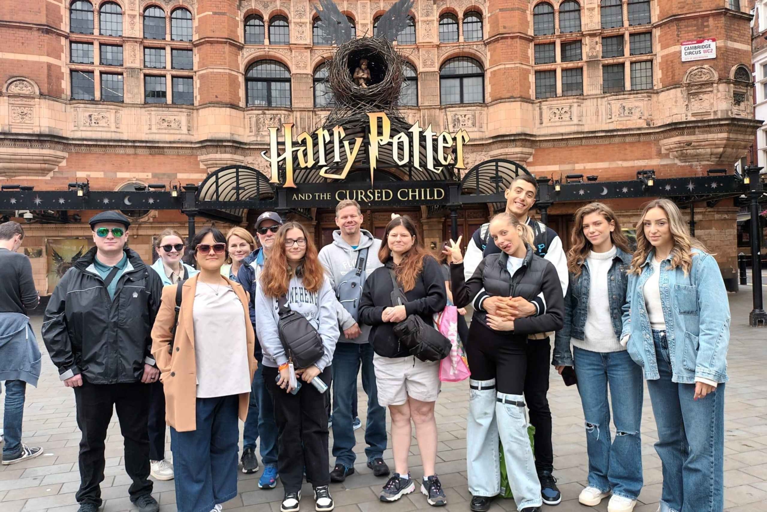 Лондон: пешеходная экскурсия по местам фильмов о Гарри Поттере (дети бесплатно)