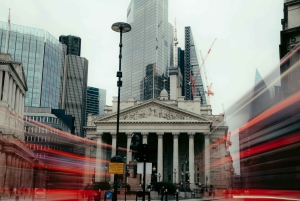 ロンドン：街の隠れた秘密を巡るガイド付きウォーキングツアー