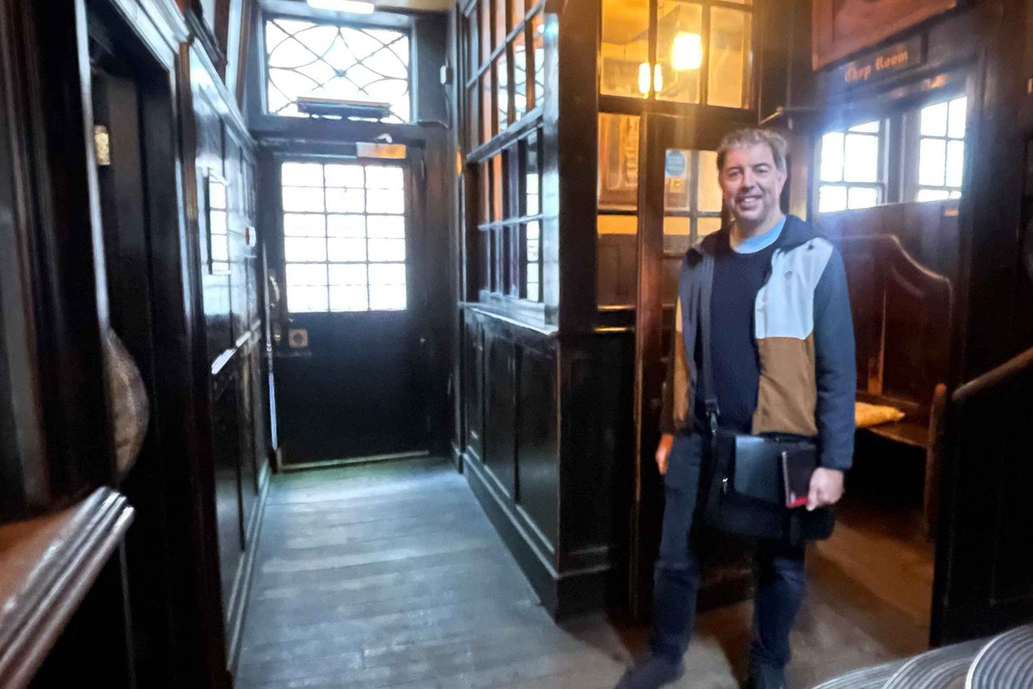 London: Historisk pub byvandring for små grupper