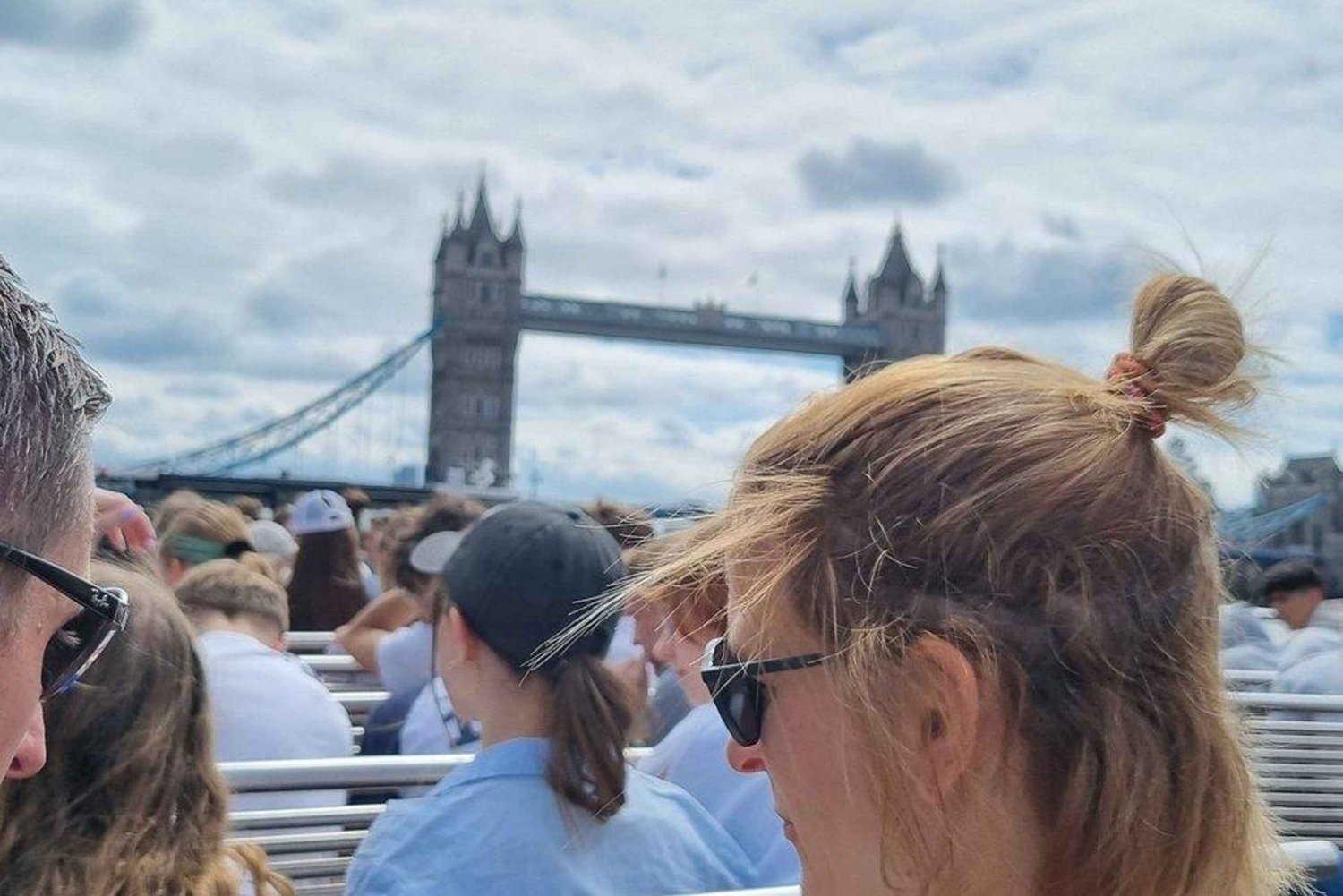 London Hop-on-Hop-off Bus Tour with Cruise & British Museum