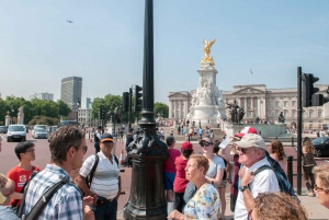 London: Golden Tours Open-Top Hop-on Hop-off Sightseeing Bus