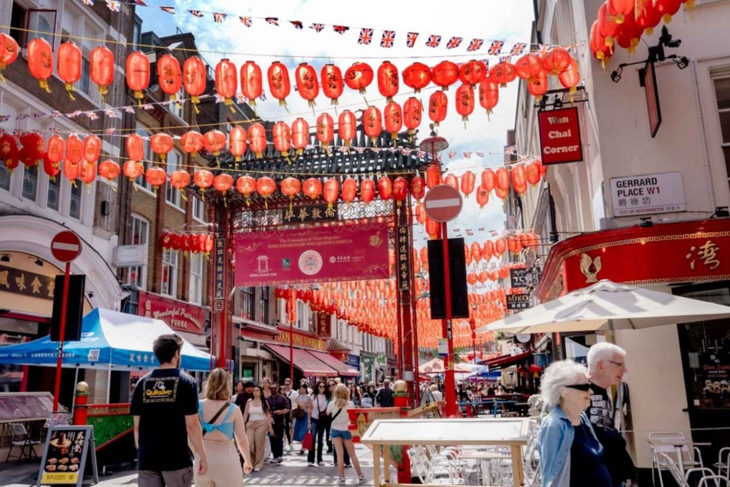 ロンドン：テムズ川クルーズ付きホップオン・ホップオフパス 24時間