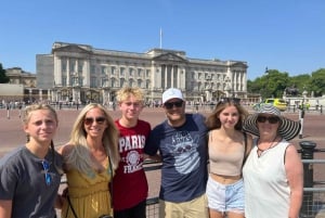 London: Iconic London Taxi Tour - Private 3 hour tour