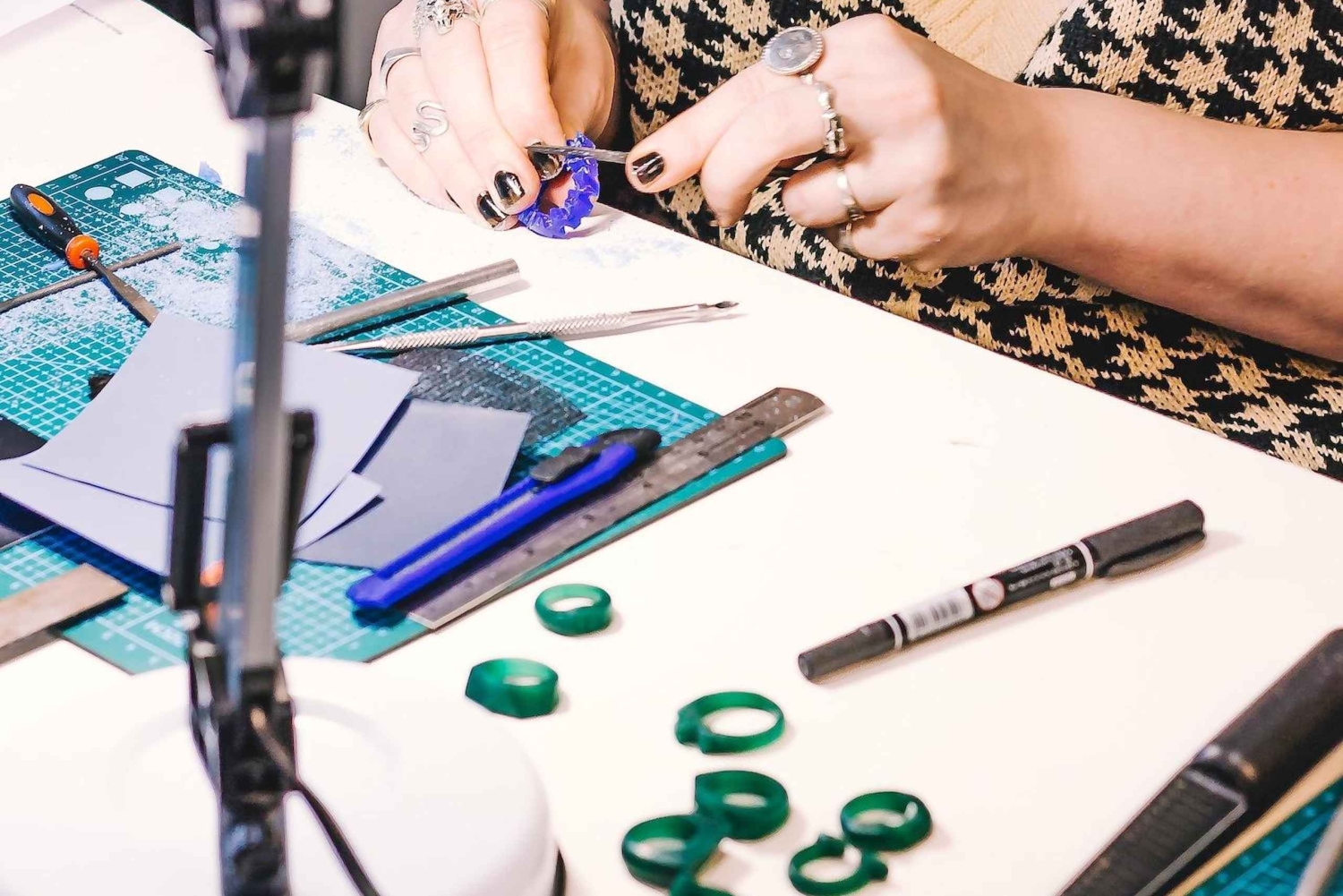 ロンドン：ジュエリー作りワークショップ - Stöökiジュエリーストア