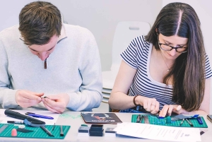 ロンドン：ジュエリー作りワークショップ - Stöökiジュエリーストア