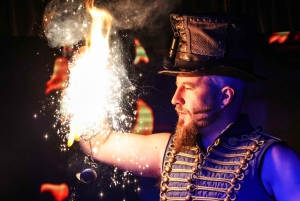 ロンドン：カバレット・エクスポゼ