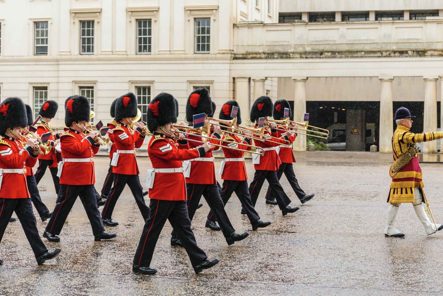 Londres: Visita al Palacio de Kensington, cambio de guardia y té por la tarde