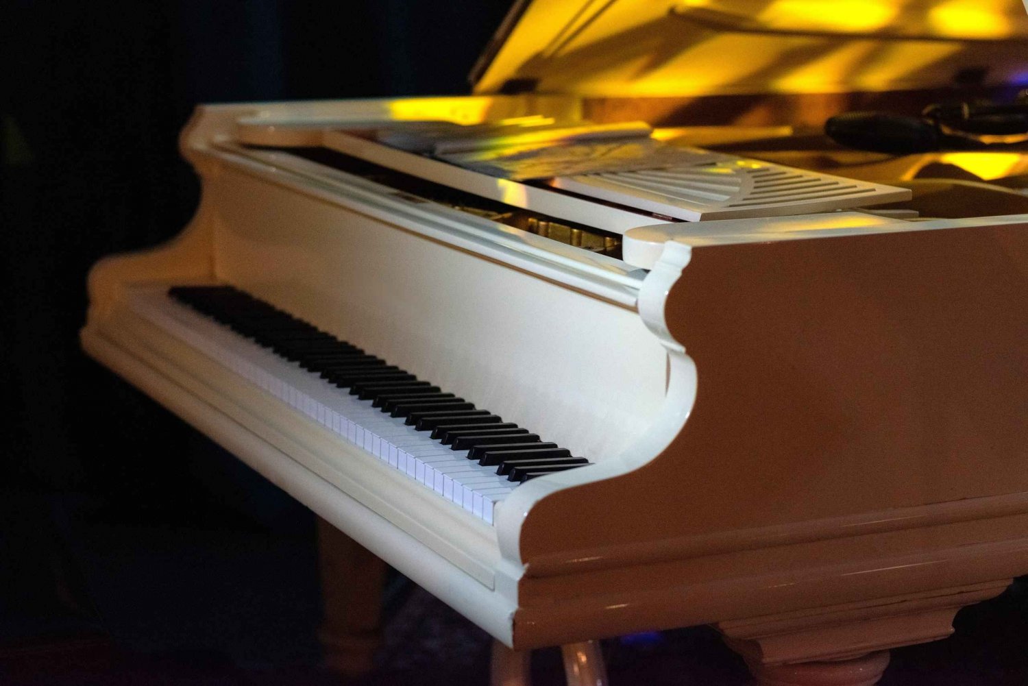 London: Live Music Brunch at Toulouse Lautrec Jazz Pub