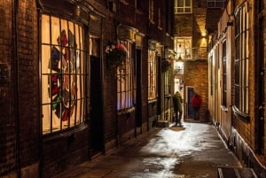 London: London by Night Guided Walking Tour