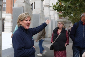 London: Natural History Museum Express Tour & Audio App