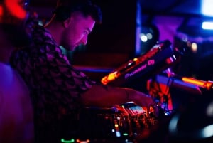 Londra: festa di Capodanno in barca con vista sui fuochi d'artificio