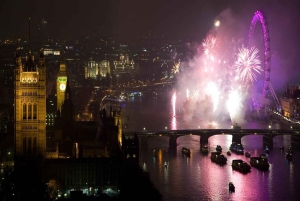 London: Nytårsaftensfyrværkeri på Themsen
