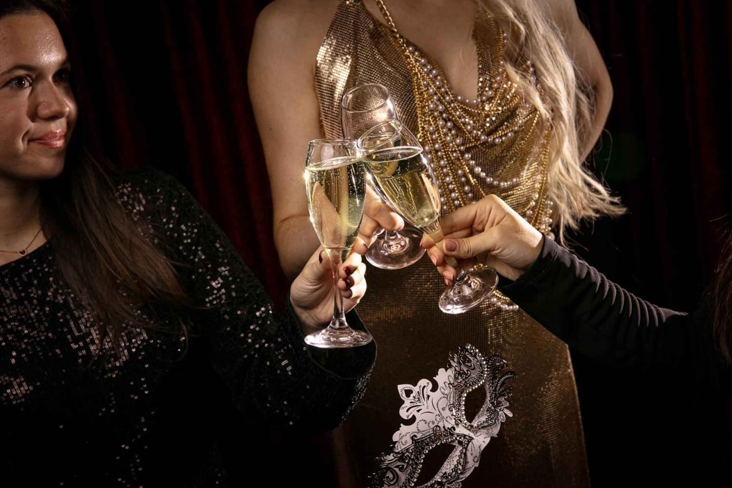 London: Silvesterdinner, unbegrenzte Getränke & Party im Ayllu