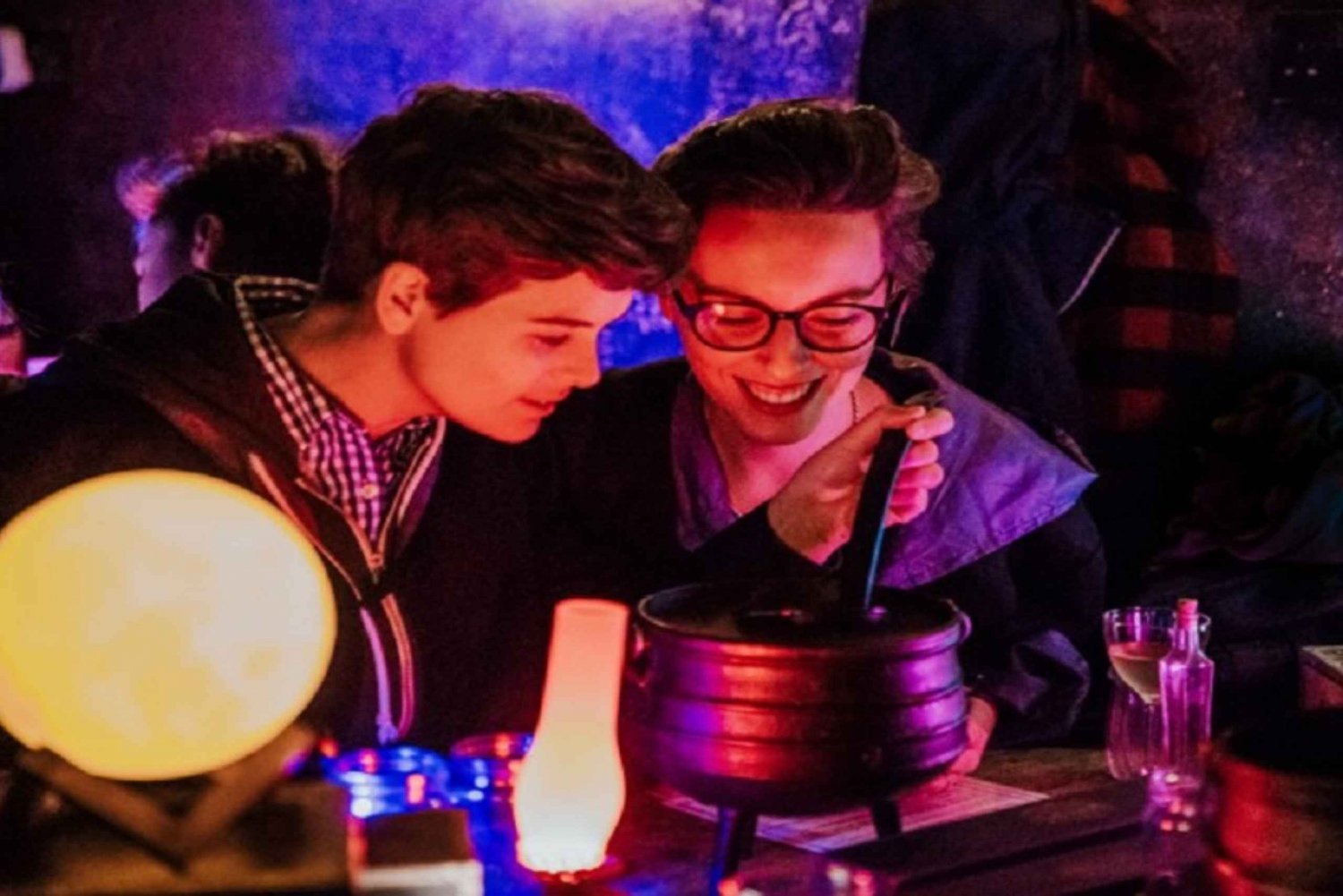 Londres : Fabrication de potions à l'Exploratoire des baguettes et des sorciers