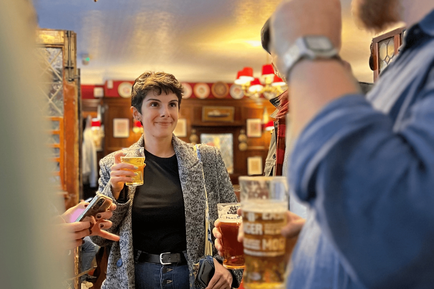 London: Royal Historic Pubs Walking Tour