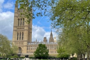 London; Royalty and Democracy