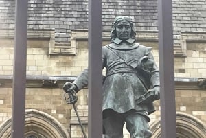 London; Royalty and Democracy