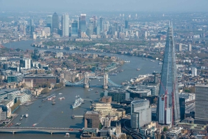 London Sightseeing Flight for 2 with Champagne 35 minutes