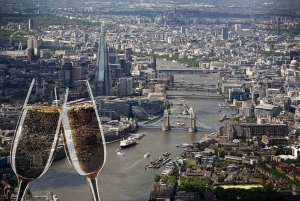 London Sightseeing Flight for 2 with Champagne 35 minutes