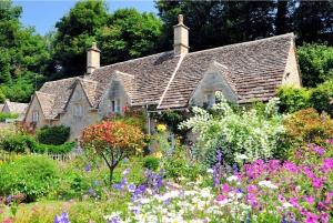 Lontoo: Oxfordin, Stratfordin ja Cotswoldsin pienryhmäpäiväretki