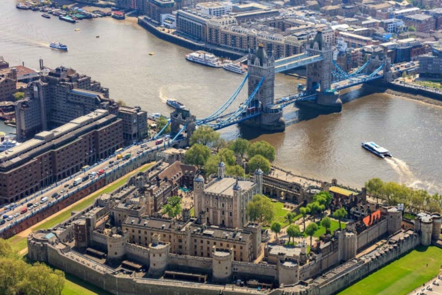 London: Rundvandring på South Bank och besök i Tower of London