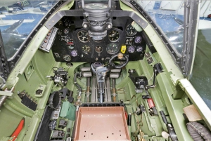 Londra: esperienza nella cabina di pilotaggio dello Spitfire