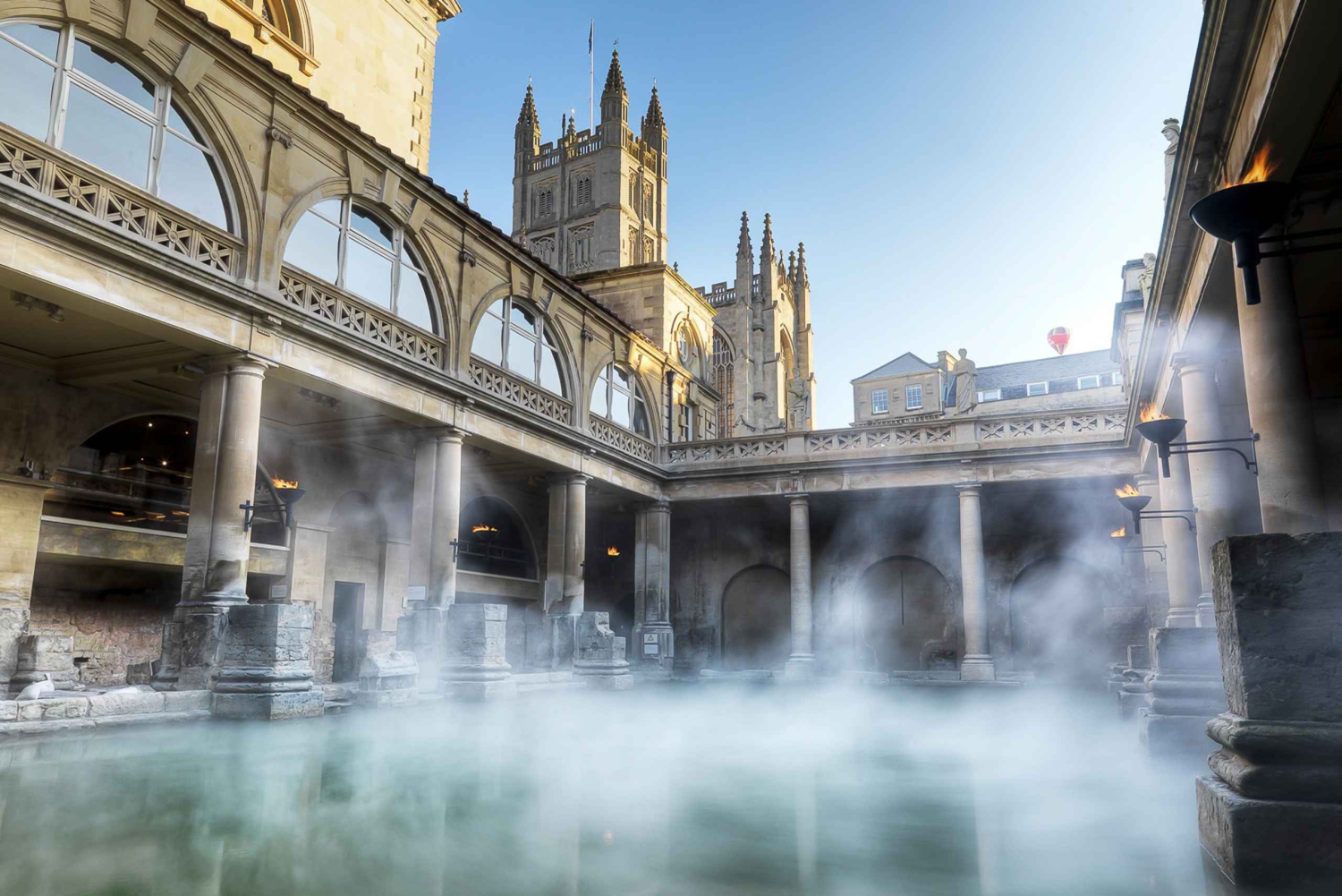 London: Stonehenge, Bath, Windsor, and Roman Baths Day Tour