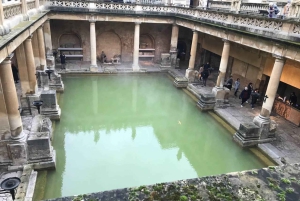 London: Stonehenge, Bath, Windsor, and Roman Baths Day Tour