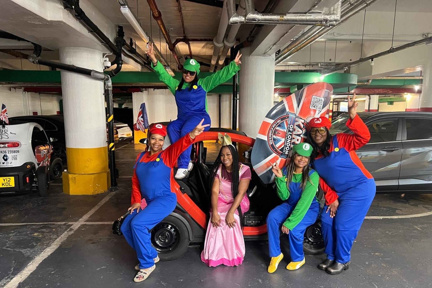 Лондон: тур на уличных картах с гидом и рацией