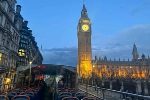 ロンドン：テイラー・スウィフト 歌唱バスツアー