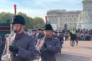 Lontoo: The Changing of the Guard Experience