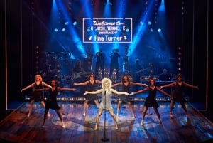 Lontoo: Tina Turner -musikaali ja ateria kuohuviinin kera
