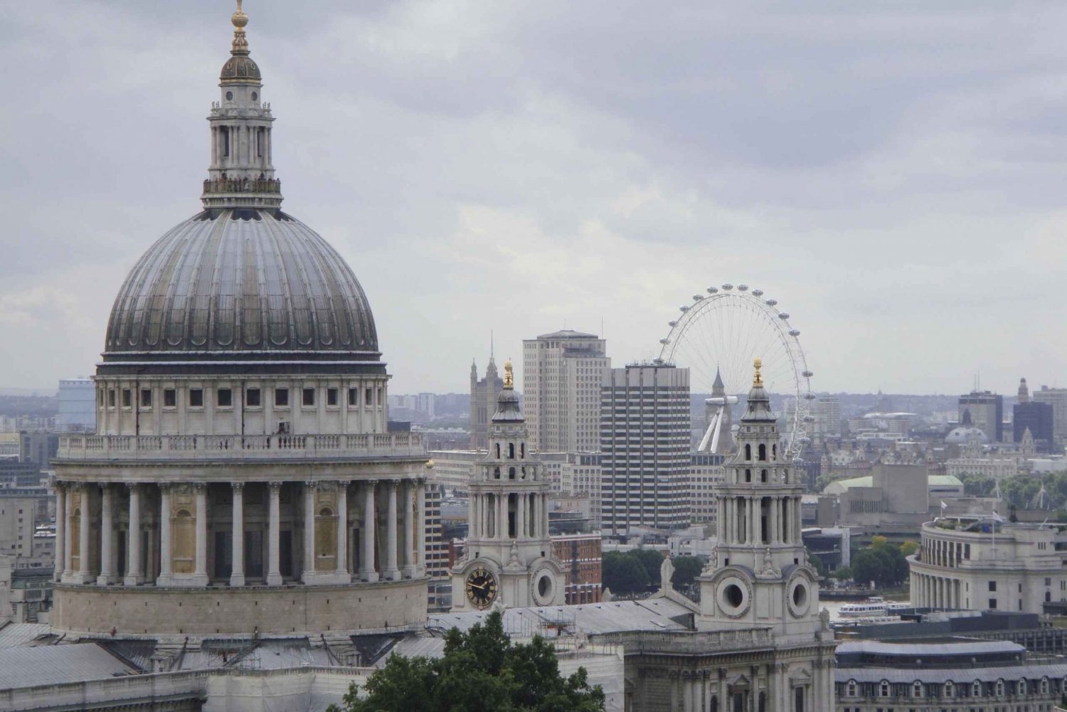 London: Top 30 Sights Walking Tour & St Pauls Cathedral