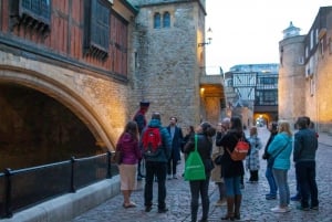 Lontoo: Tower of London After Hours Tour ja avainseremonia