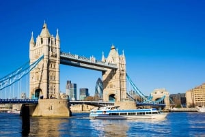 Londres : accueil du Beefeater à la tour de Londres et joyaux de la couronne