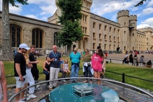 Londres : Visite guidée de la Tour de Londres avec tour en bateau