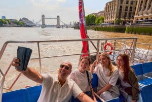 Londres : Visite guidée de la Tour de Londres avec tour en bateau