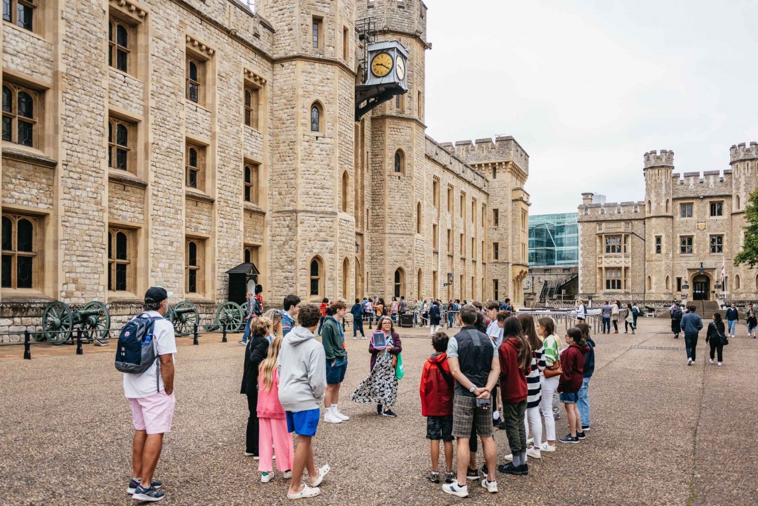 London: Rundtur i Londons torn & kryssning på Themsen