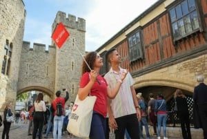 London: Tower of London Tour with Crown Jewels & Beefeaters