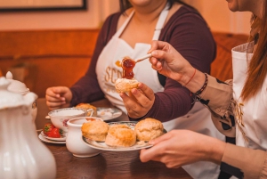 Londres : Atelier de thé et de fabrication de scones anglais traditionnels