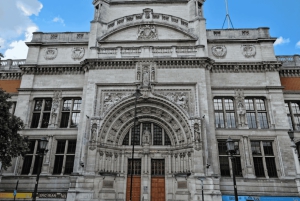 ロンドンヴィクトリア＆アルバート・プライベートツアー（専門ガイド付き