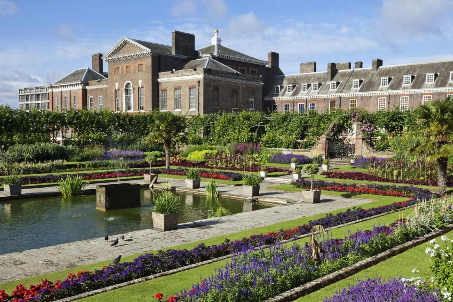 London: VIP Kensington Palace & Gardens Royal Tea Experience