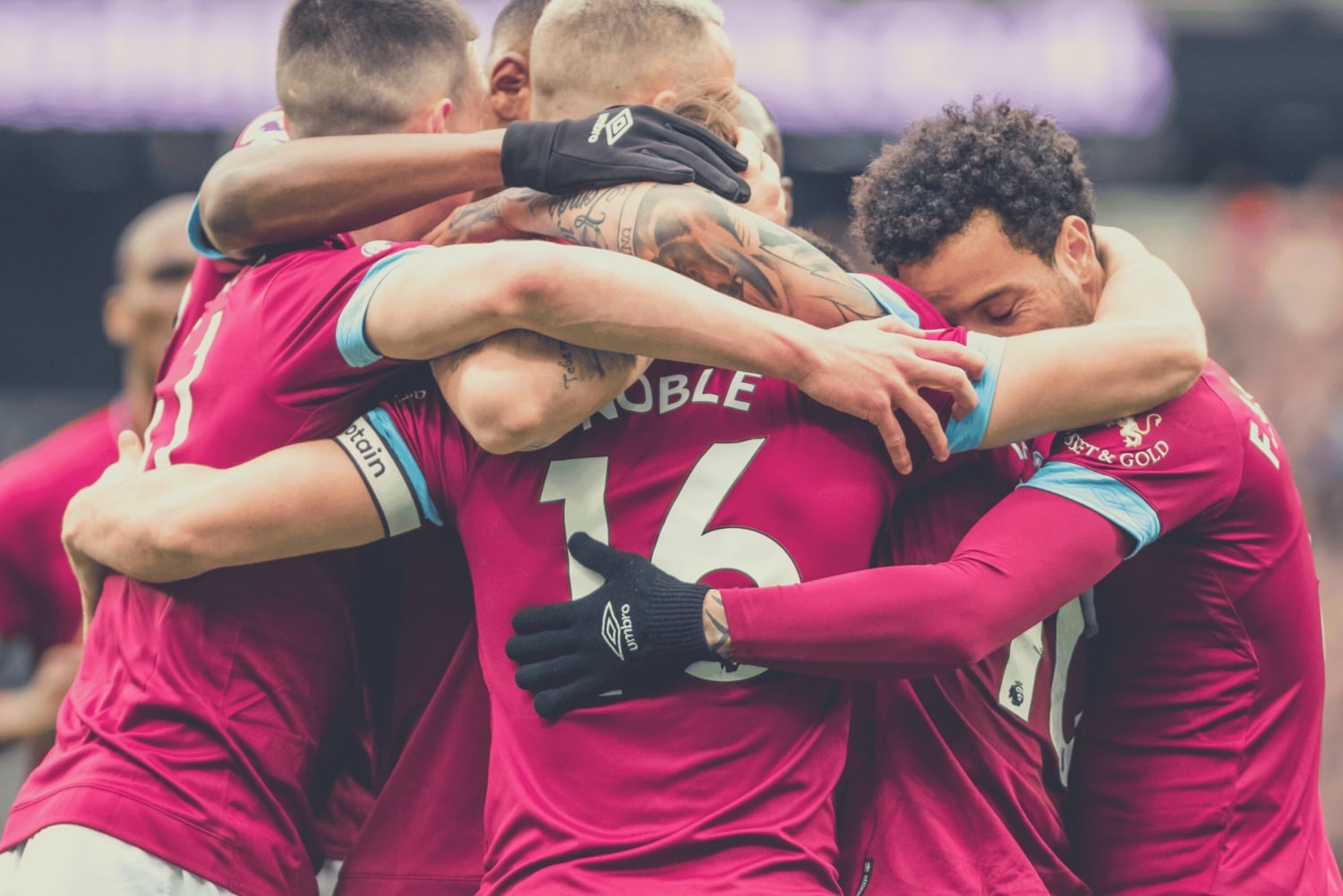 Lontoo: West Ham Unitedin jalkapallo-ottelu Lontoon stadionilla