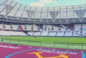 Lontoo: West Ham Unitedin jalkapallo-ottelu Lontoon stadionilla
