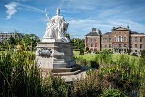 London: Westminster Walking Tour and Kensington Palace Visit