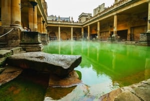 London: Windsor, Stonehenge, Bath, and Roman Baths Day Trip