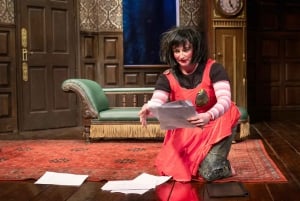 Лондон: Билет в театр 'Пьеса, которая пошла не так