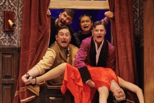 Londons West End: Ticket für The Play That Goes Wrong